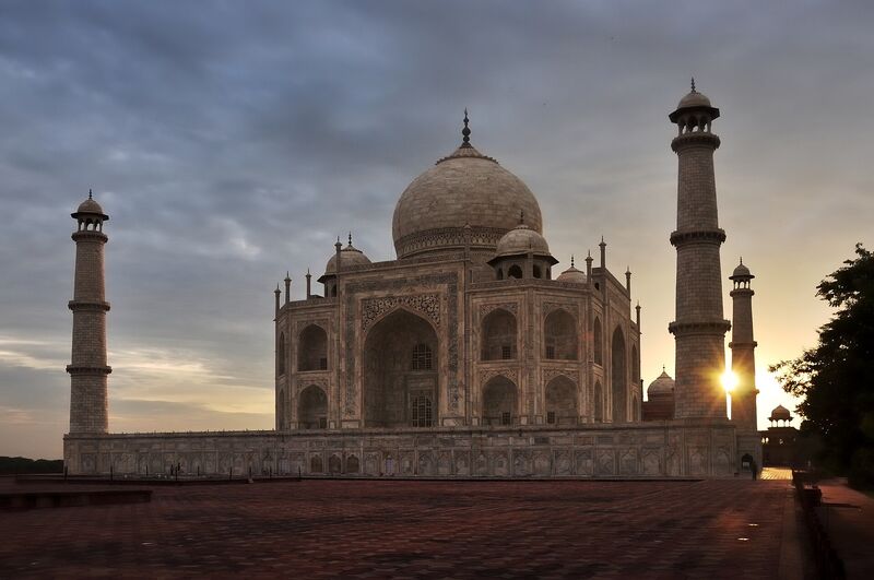 Agra (Taj Mahal)